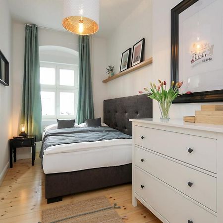 4 Personen Altbau Apartment Nahe Kurfuerstendamm - Romeo & Julia Berlin Dış mekan fotoğraf