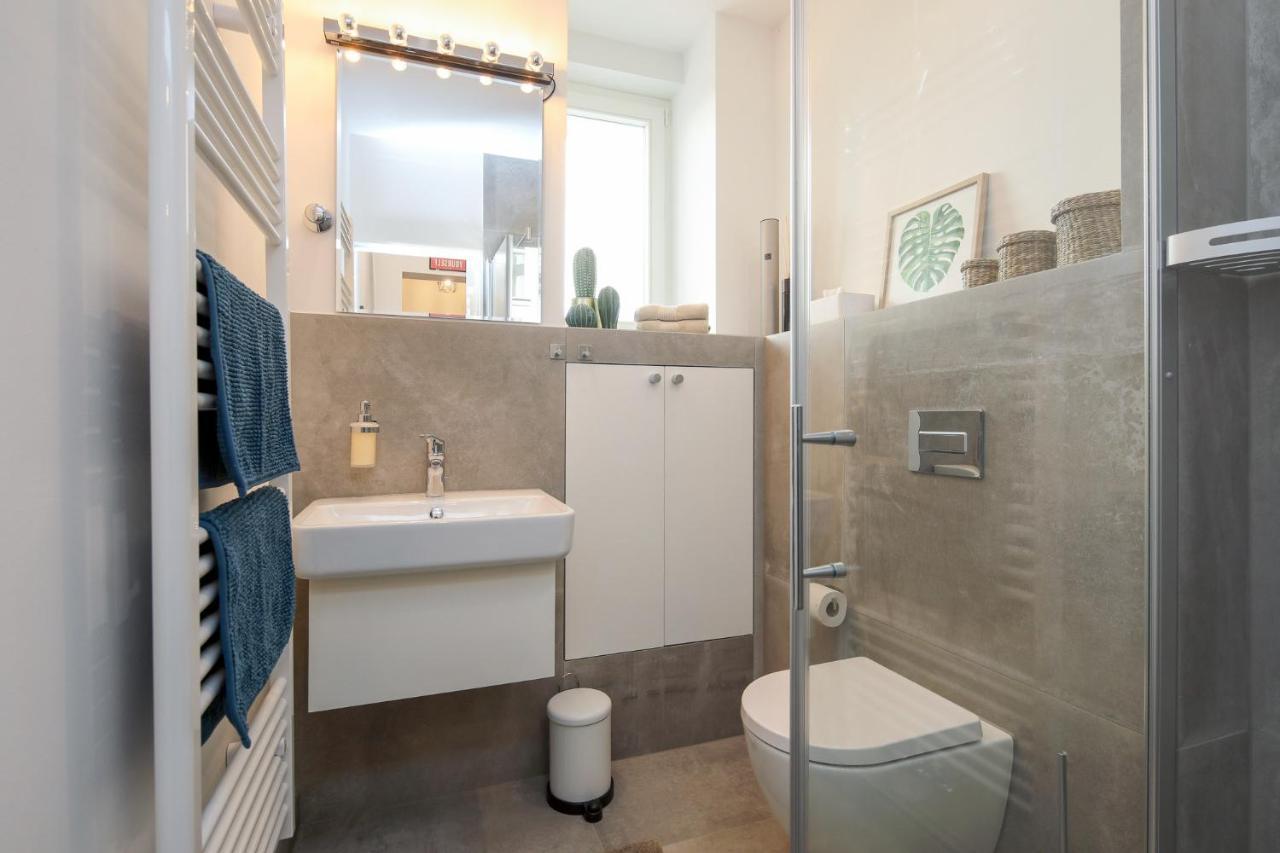 4 Personen Altbau Apartment Nahe Kurfuerstendamm - Romeo & Julia Berlin Dış mekan fotoğraf
