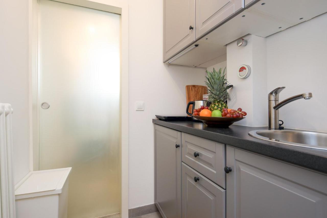 4 Personen Altbau Apartment Nahe Kurfuerstendamm - Romeo & Julia Berlin Dış mekan fotoğraf